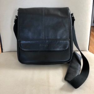 Kenneth Cole Colombian Leather Messenger Briefcase Shoulder Bag, Black, …